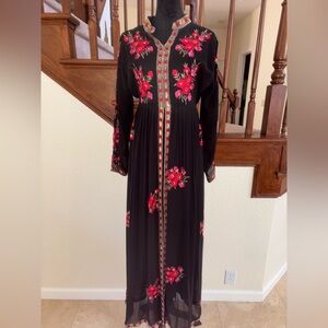 Elegant Black Floral Embroidered Dress kaftan